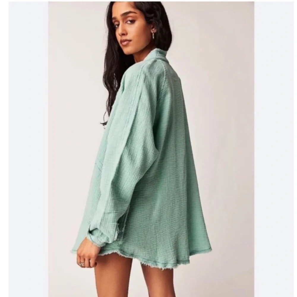 Free People! Summer Daydream Buttondown Top In Clear Skies NWT! - Picture 10 of 12